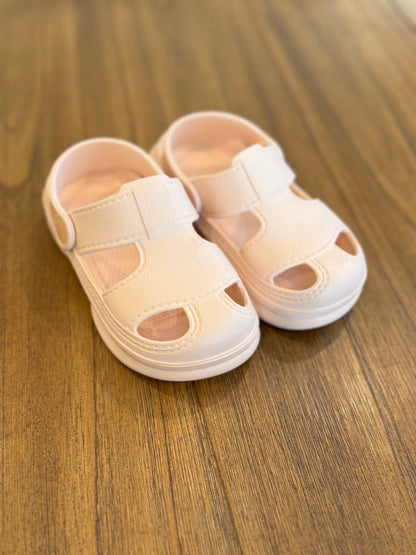 Kids Lightweight Sandals  - Comfortable, Stylish & Perfect for Any Occasion!