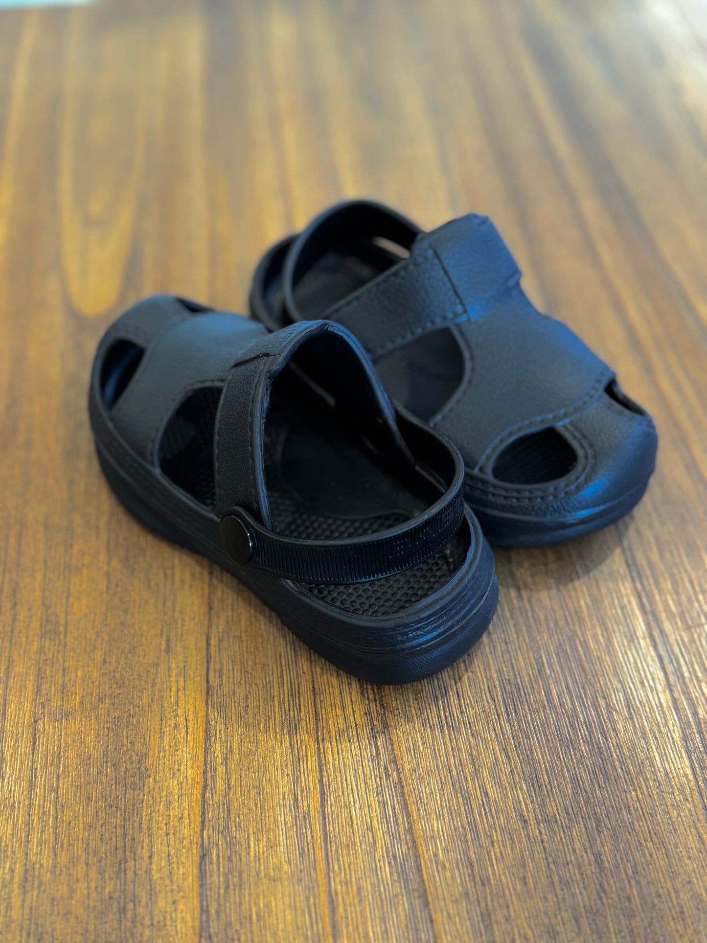 Kids Lightweight Sandals  - Comfortable, Stylish & Perfect for Any Occasion!